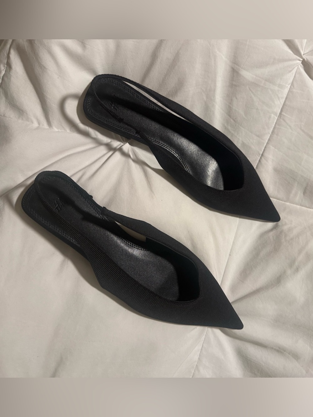 H&M Black Pointed-Toe Slingback Heels - Picture 2 of 15